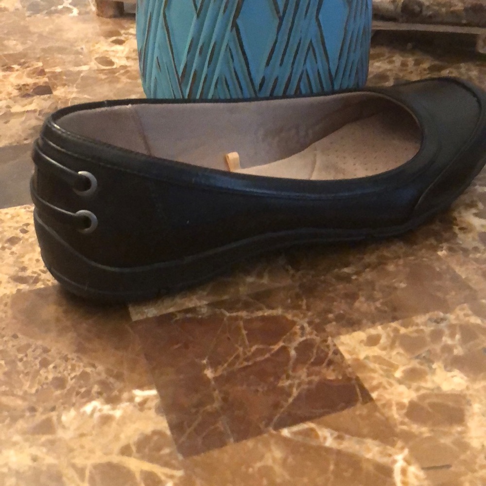 Black flats